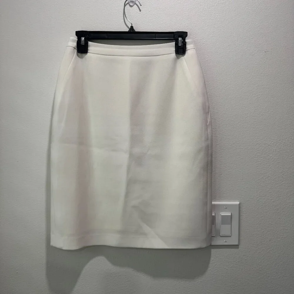 Reiss White Women's Myla Skirt Suit Set (Jacket + Skirt) (Size 6/8) - Picture 7 of 15